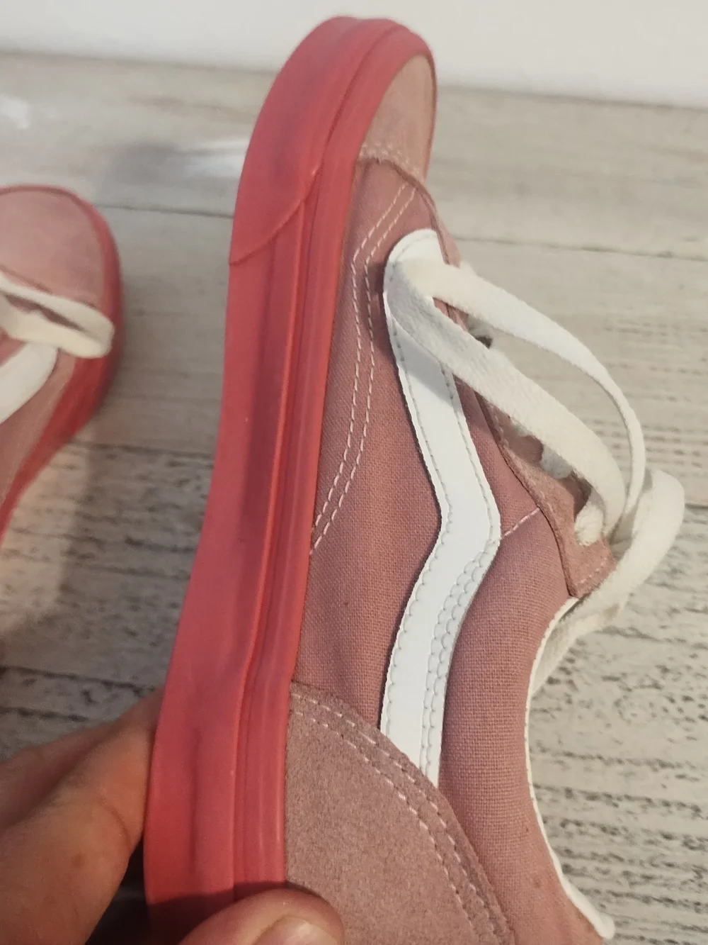 VANS Kids Old Skool Glossy Sidewall Trainers  Pink Size 3 usa/ 2.5 UK
